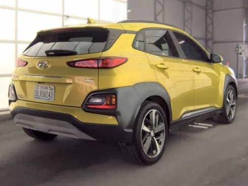 Used 2020 Hyundai Kona Ultimate w/ Cargo Package FWD image 2