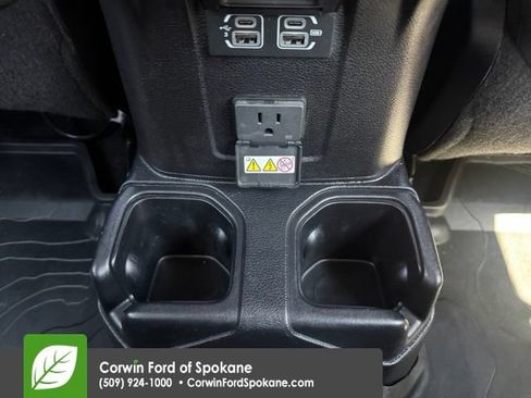Used 2018 Jeep Wrangler Unlimited Sahara w/ Safety Group AWD/4WD image 12