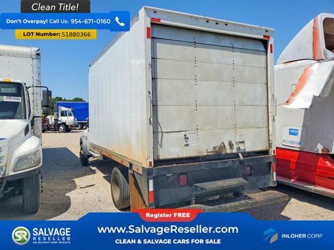 Used 2018 RAM 5500 Tradesman RWD image 3