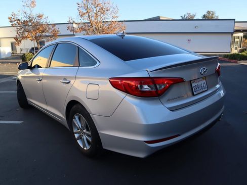 Used 2017 Hyundai Sonata SE image 17