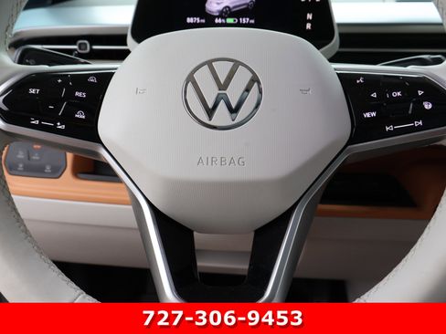 Used 2025 Volkswagen ID. Buzz 1st Edition image 23