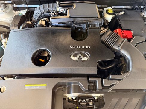 Used 2019 INFINITI QX50 Luxe w/ Navigation Package image 24