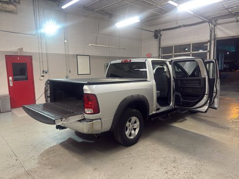 Used 2013 RAM 1500 ST w/ SXT Appearance Group AWD/4WD image 12