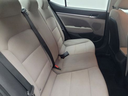 Used 2020 Hyundai Elantra SEL image 19