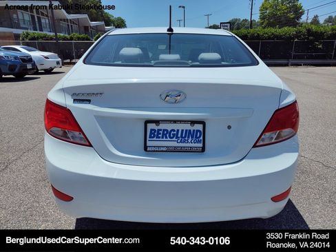 Used 2016 Hyundai Accent SE FWD image 5