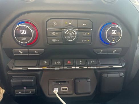 Used 2020 Chevrolet Silverado 1500 LT w/ All-Star Edition RWD image 30