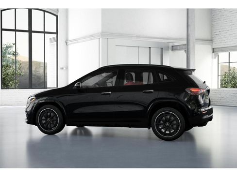 New 2026 Mercedes-Benz GLA 35 AMG 4MATIC image 32