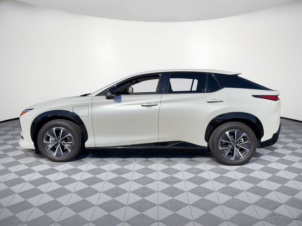 Certified 2023 Lexus RZ 450e Premium w/ Technology Package AWD/4WD image 2