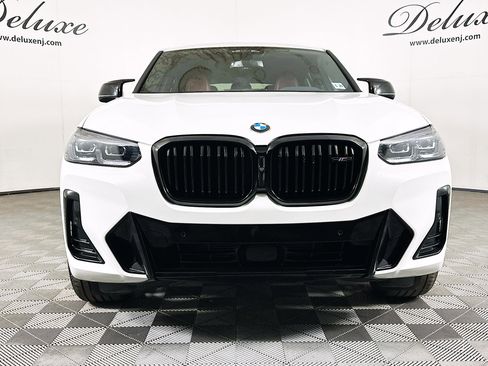 Used 2024 BMW X4 M40i AWD/4WD image 2