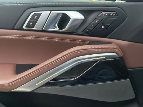 New 2026 BMW X6 M60i image 8