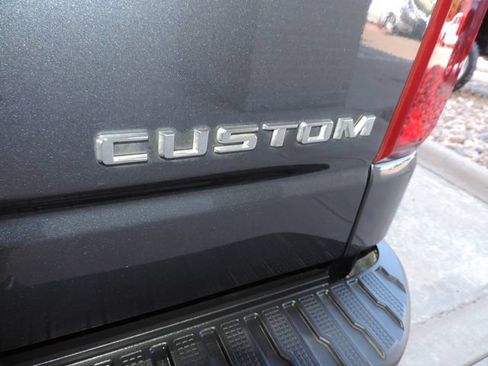 Used 2020 Chevrolet Silverado 1500 Custom w/ Custom Value Package RWD image 18