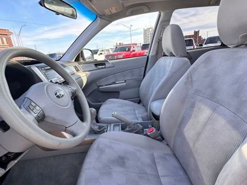 Used 2010 Subaru Forester 2.5X Premium image 22