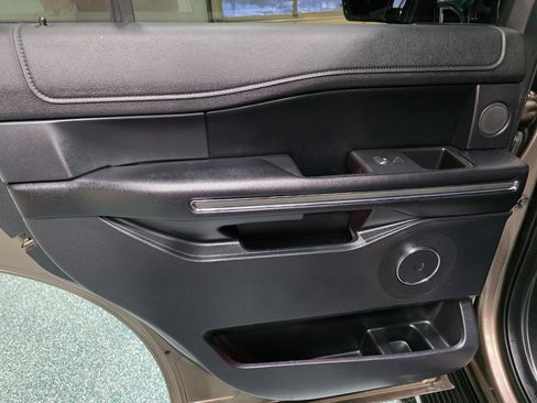 Used 2019 Ford Expedition XLT w/ Equipment Group 202A image 21