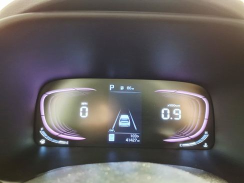 Used 2023 Kia Soul LX w/ LX Technology Package FWD image 25