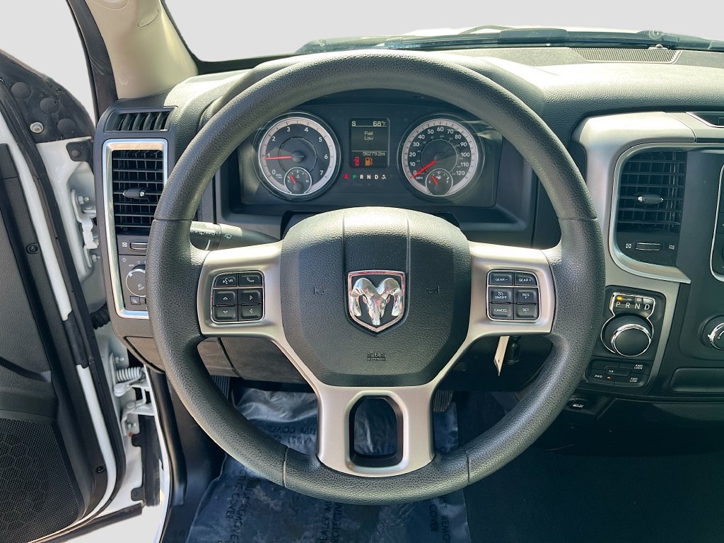 Used 2022 RAM 1500 Classic SLT AWD/4WD image 11