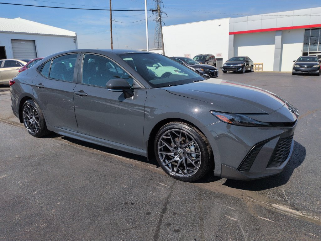 Certified 2025 Toyota Camry SE w/ Convenience Package FWD image 7