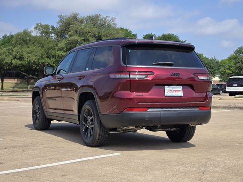 New 2026 Jeep Grand Cherokee L 4WD image 4