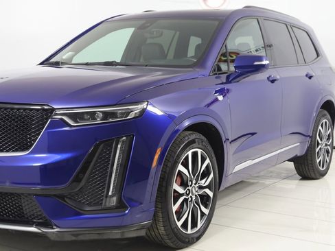 Used 2023 Cadillac XT6 Sport w/ Platinum Package image 59