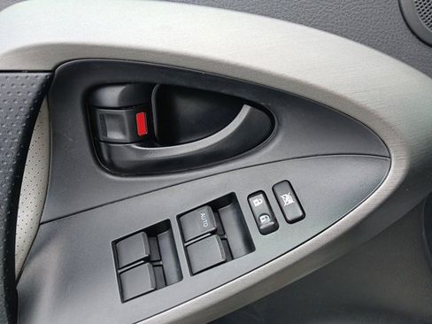 Used 2012 Toyota RAV4 Limited w/ Premium Plus Value Pkg image 28