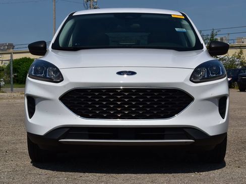 Used 2022 Ford Escape SE FWD image 2