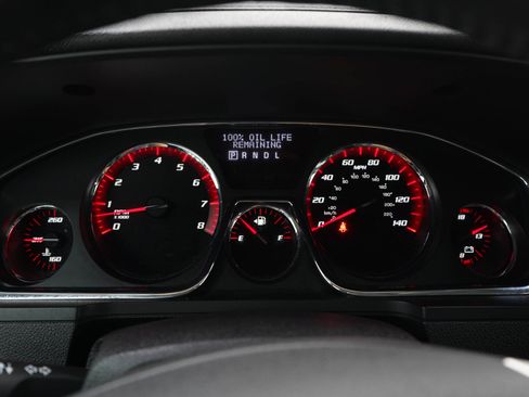 Used 2016 GMC Acadia SLT w/ Open Road Package AWD/4WD image 24