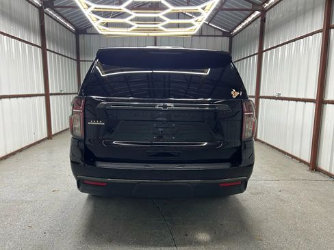 Used 2021 Chevrolet Suburban Z71 w/ Luxury Package image 5