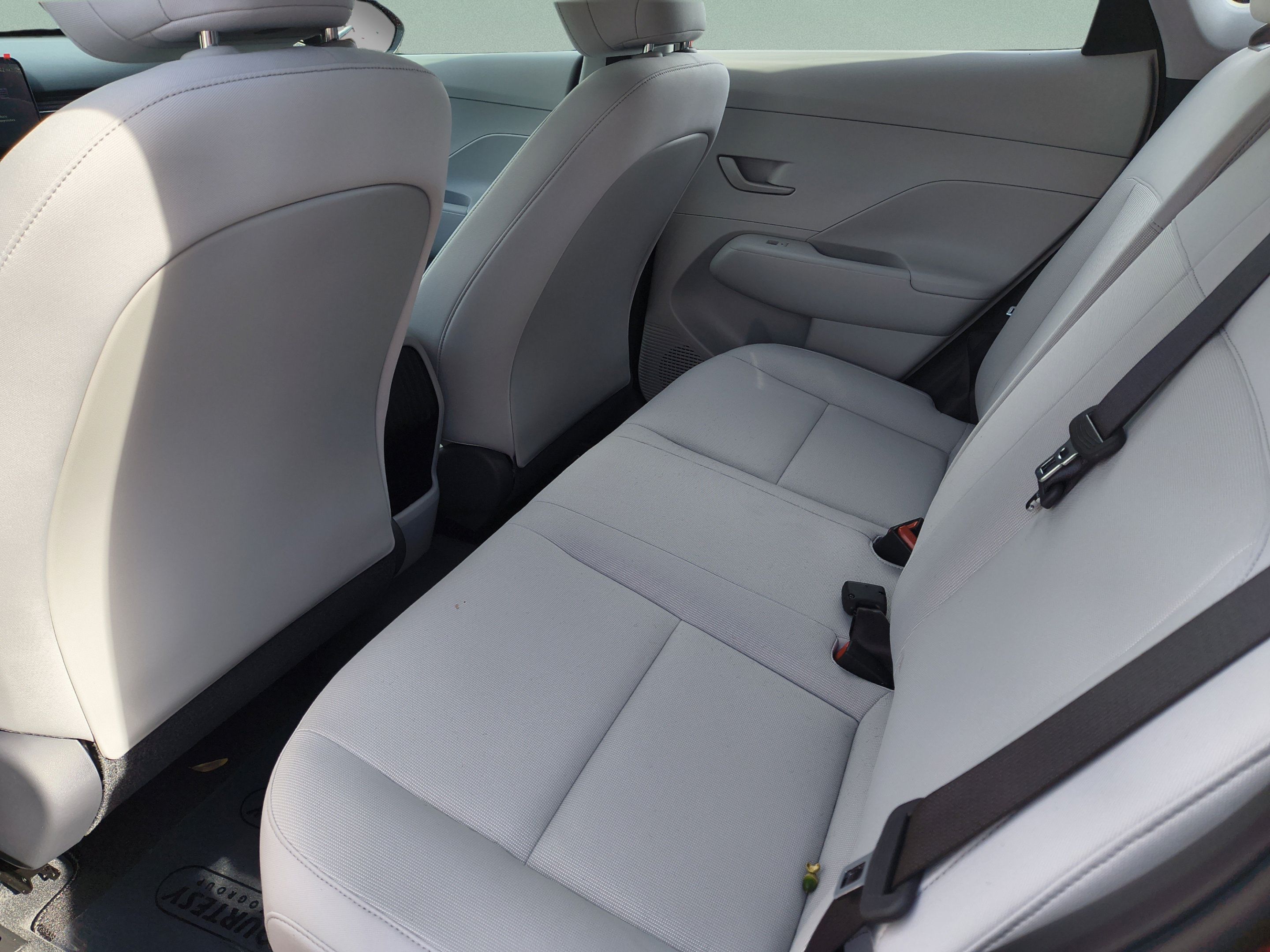 New 2027 Hyundai Kona SE FWD image 15