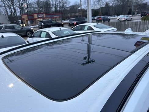 Used 2024 Volvo XC60 B5 Plus w/ Protection Package Premier image 24