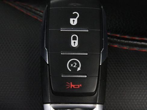 Used 2025 RAM 1500 Rebel image 64