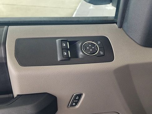 Used 2018 Ford F150 XL w/ Equipment Group 101A Mid image 12