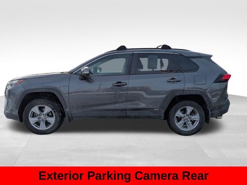 Used 2022 Toyota RAV4 XLE image 10