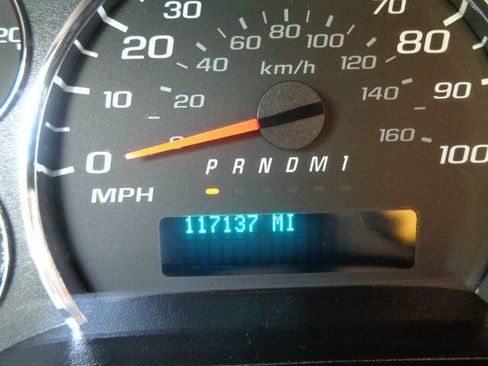 Used 2021 GMC Savana 3500 w/ Power Convenience Package RWD image 17