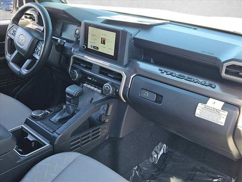 Certified 2025 Toyota Tacoma SR5 image 20