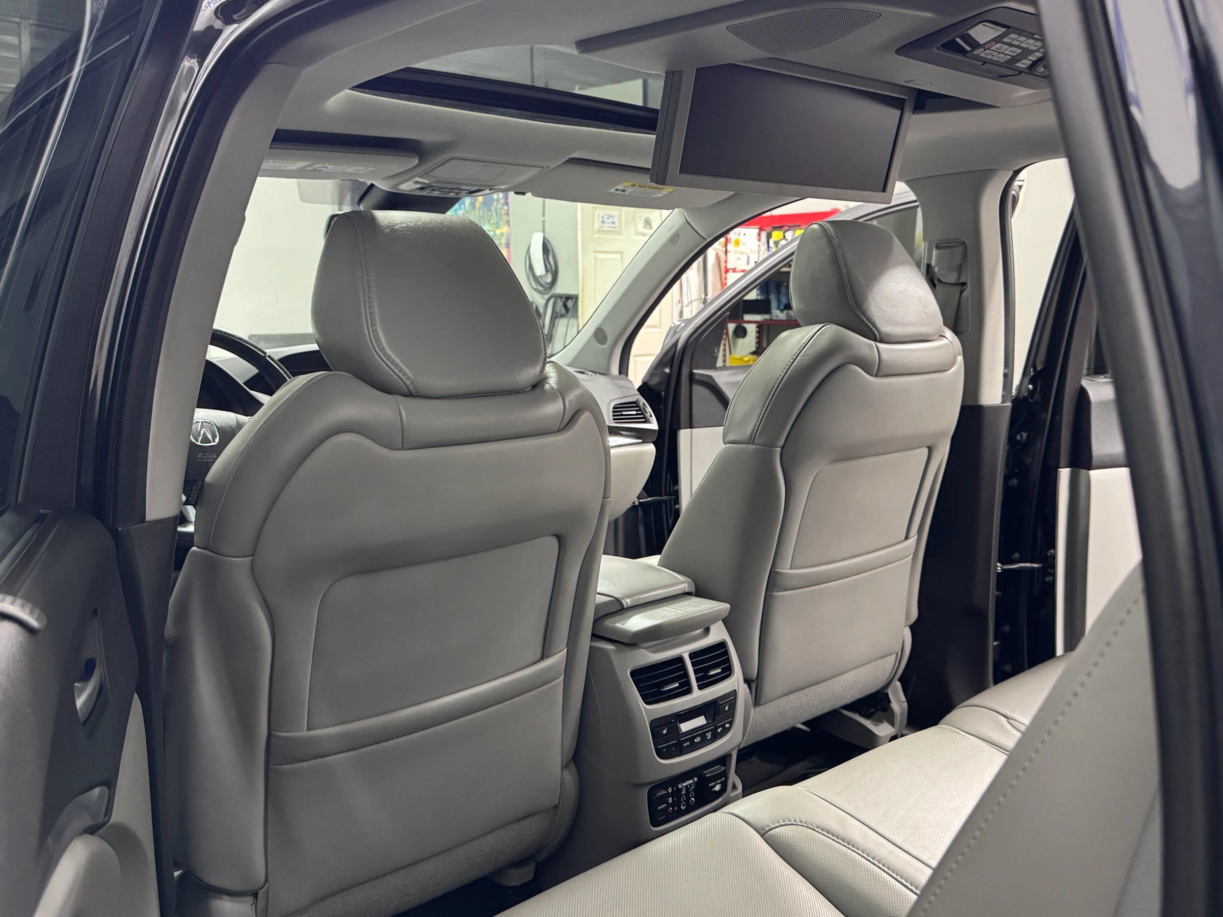 Used 2014 Acura MDX w/ Advance Package AWD/4WD image 18