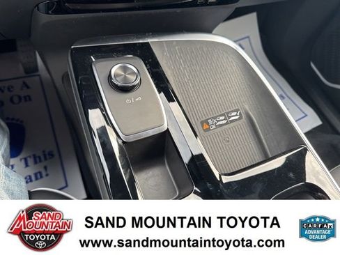 Used 2025 Buick Enclave Preferred image 20