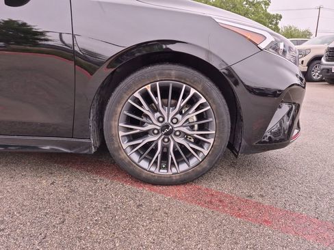 Used 2023 Kia Forte GT-Line w/ GT-Line Premium Package FWD image 14