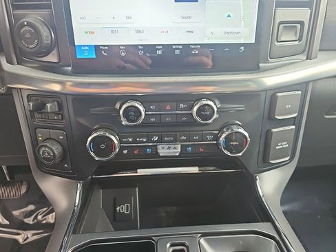 Used 2025 Ford F150 Lariat w/ Equipment Group 501A Mid AWD/4WD image 17