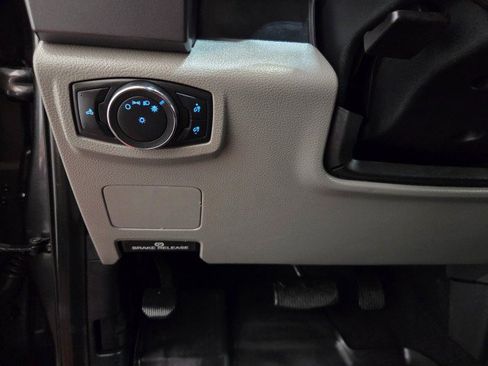 Used 2020 Ford F350 XLT image 41