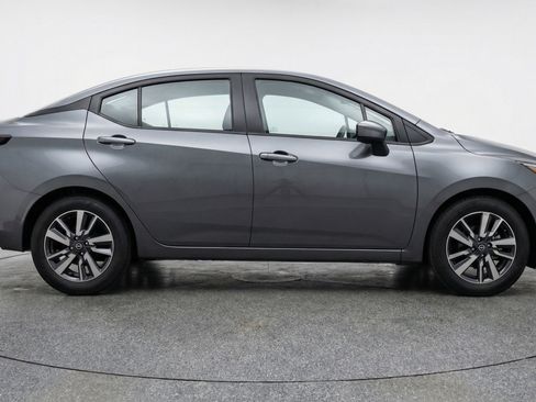 Used 2025 Nissan Versa SV FWD image 11