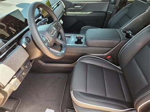 New 2026 GMC Sierra EV Elevation image 10