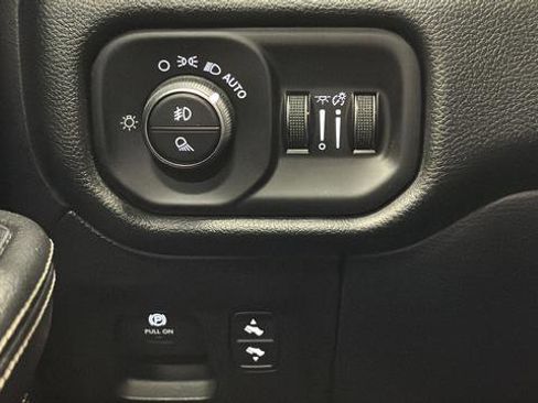 Certified 2019 RAM 1500 Laramie AWD/4WD image 30