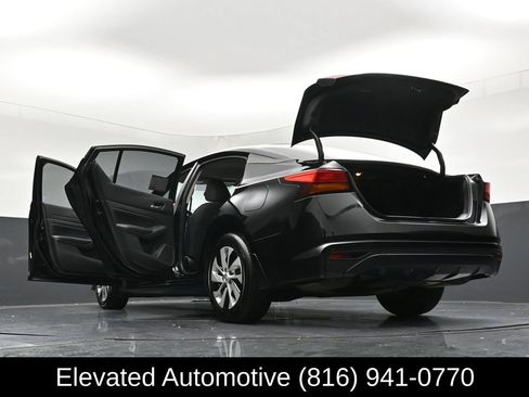 Used 2022 Nissan Altima 2.5 S FWD image 36