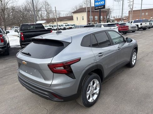 New 2026 Chevrolet Trax LS w/ LS Convenience Package image 5