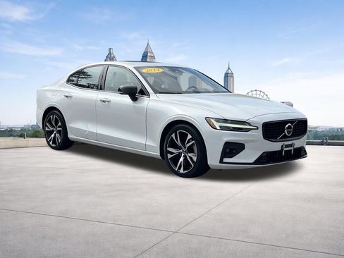 Used 2024 Volvo S60 B5 Core FWD image 30