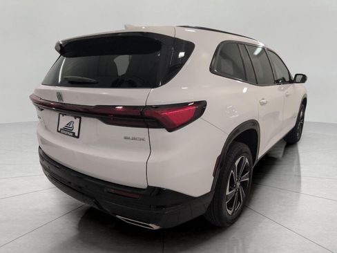 Used 2026 Buick Enclave Sport Touring AWD/4WD image 19