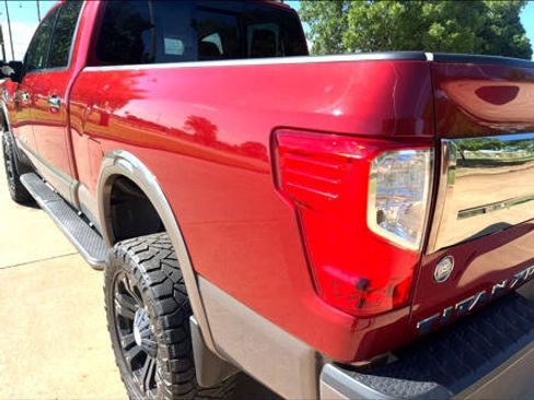 Used 2016 Nissan Titan Platinum Reserve image 7