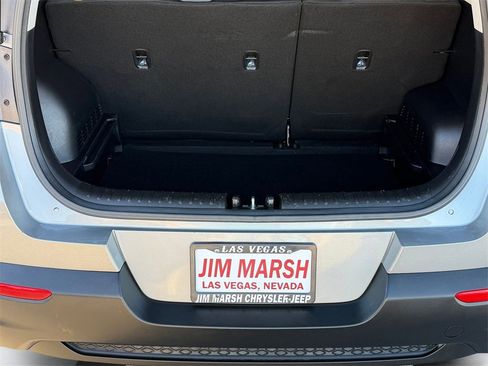 Used 2022 Kia Soul LX image 4