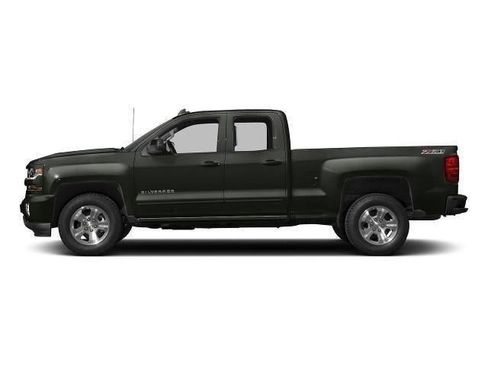 Used 2018 Chevrolet Silverado 1500 LT w/ All Star Edition AWD/4WD image 34