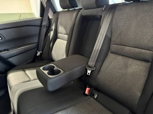 Used 2025 Nissan Rogue SV FWD image 28