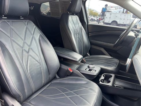 Used 2021 Ford Mustang Mach-E Select w/ Comfort/Technology Package AWD/4WD image 31